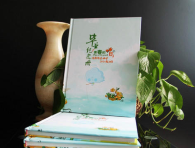 珍藏时光，创意设计——源海图文设计工作室一站式纪念册定制服务
